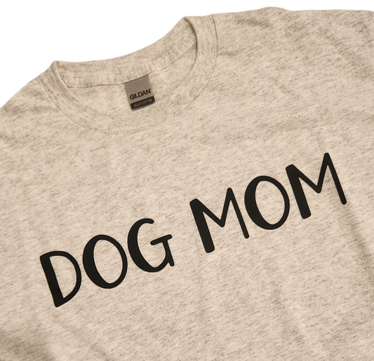 Dog Mom T-shirt (heather gray)